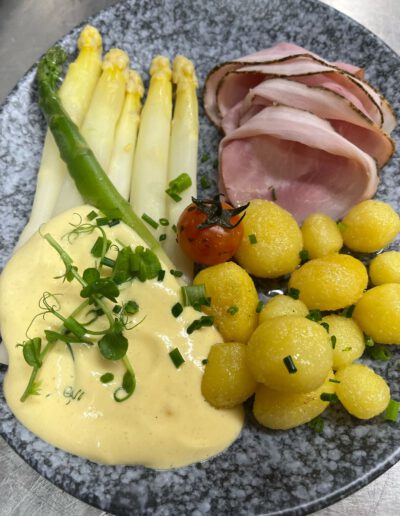 Spargel bei Rothärmel`s beim Mayr